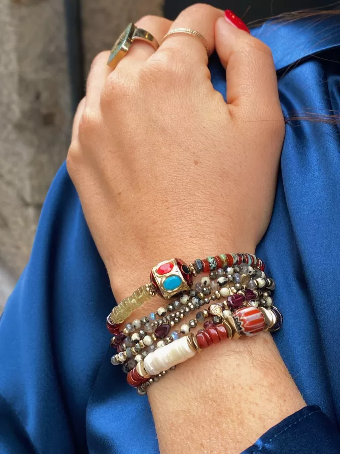 Room Service Bracelet Indriya Outlet