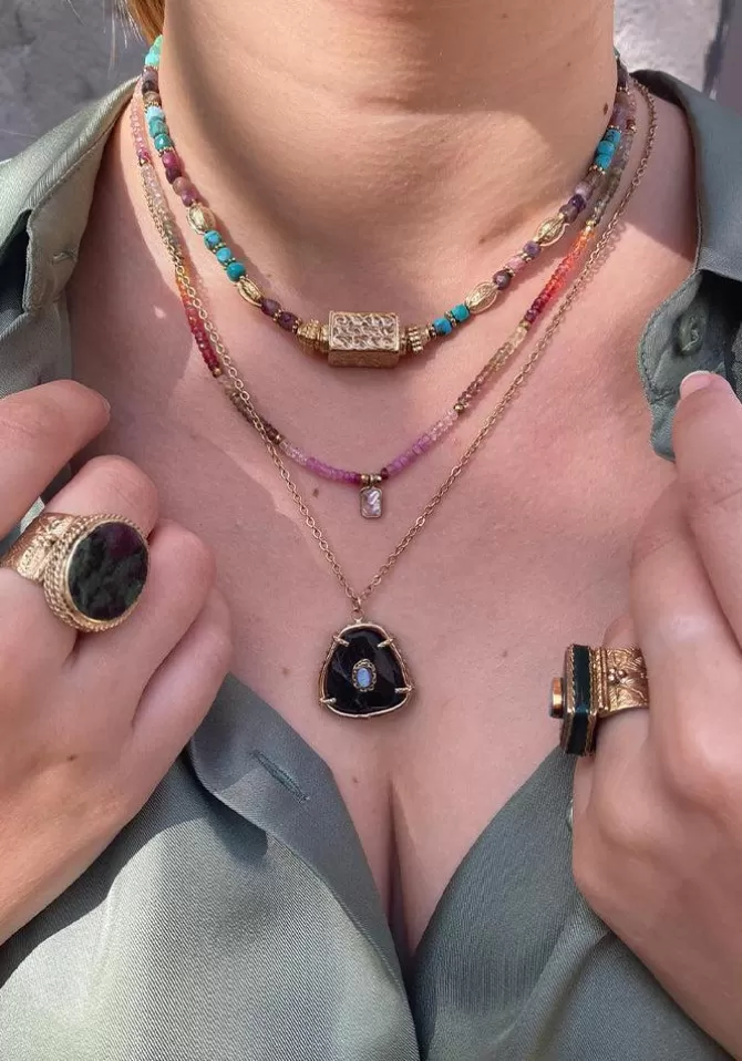 Room Service Collier Dhyana Rubis Zoisite Shop